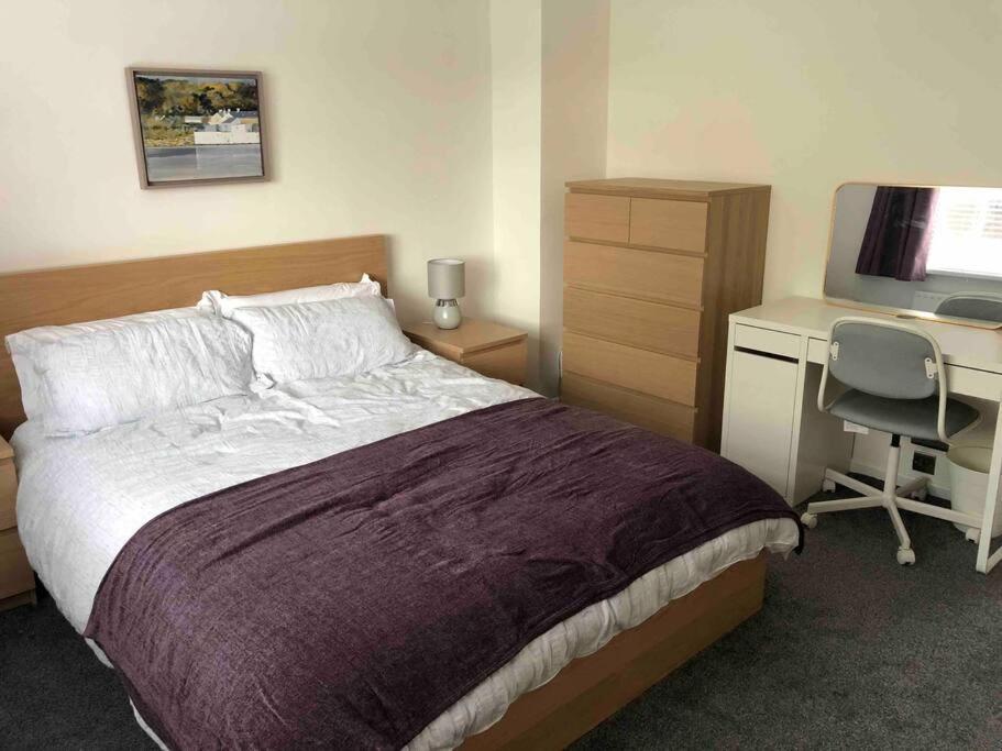 Revamped Holywood Town Centre House Apartment Exterior photo
