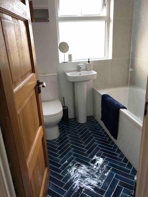 Revamped Holywood Town Centre House Apartment Exterior photo